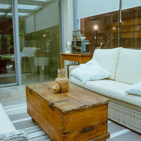 Apartment Bizcocheros Con Piscina Y Jardin Privado
