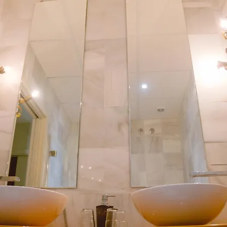 Bizcocheros Con Piscina Y Jardin Privado *